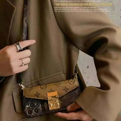 louis-vuitton-phone-case-with-card-holder-at-www.fittedcases.com-6.jpg